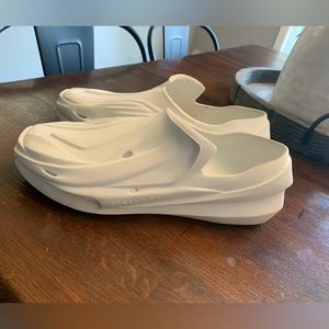 1017 ALYX 9SM mens size 9